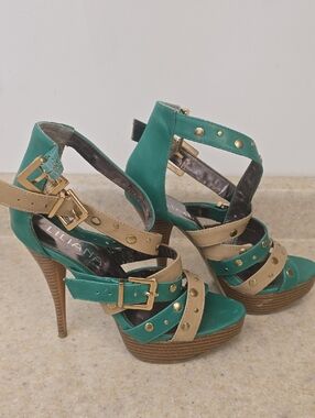 Liliana Teal and Tan Studded Strappy Platform Heels - 6
